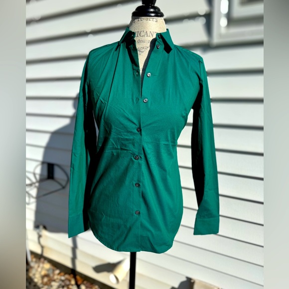 NWT Women’s Express Ultimate Essential Shirt - Picture 1 of 6